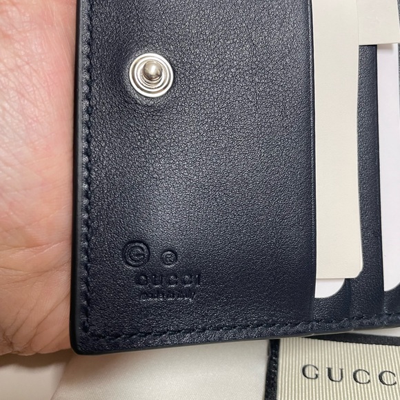 Gucci bifold wallet - Picture 5 of 7